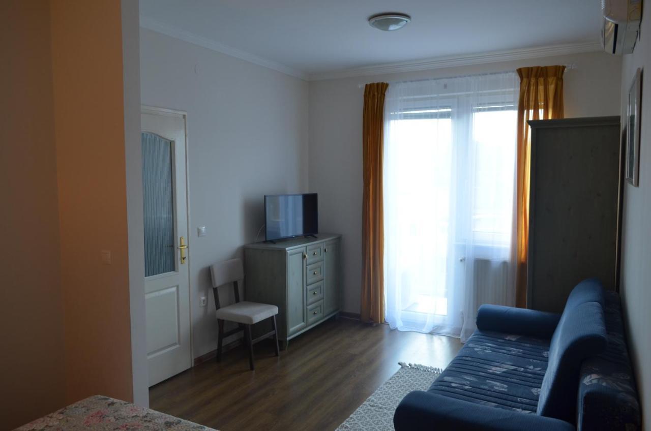 Gabi Apartman Hajdúszoboszló Exterior foto